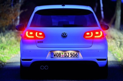 Volkswagen Golf VI.jpg