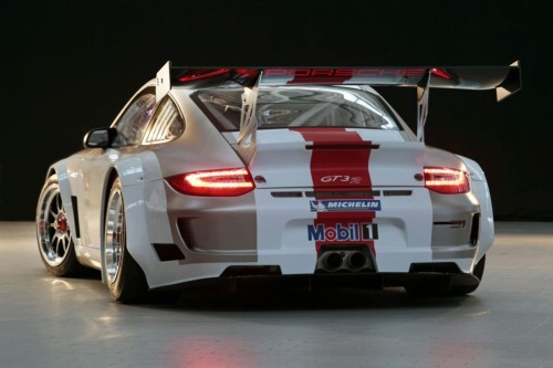 Porsche 911 GT3 R b.jpg